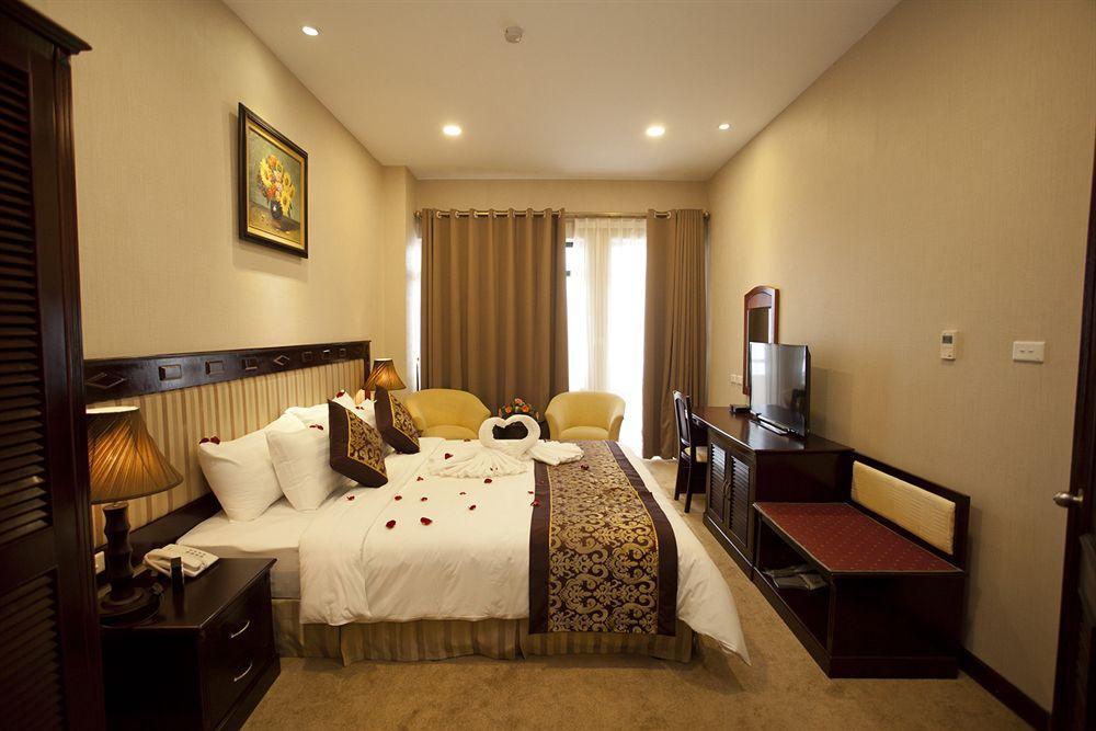 โรงเรียนเอเชียนฮาลอง Hotel ภายนอก รูปภาพ