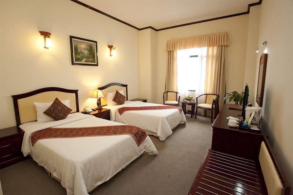 โรงเรียนเอเชียนฮาลอง Hotel ภายนอก รูปภาพ