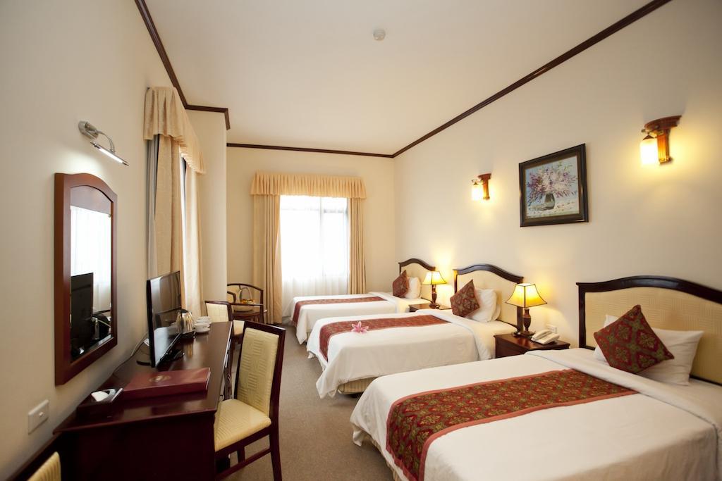 โรงเรียนเอเชียนฮาลอง Hotel ภายนอก รูปภาพ