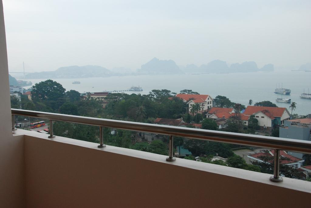 โรงเรียนเอเชียนฮาลอง Hotel ภายนอก รูปภาพ